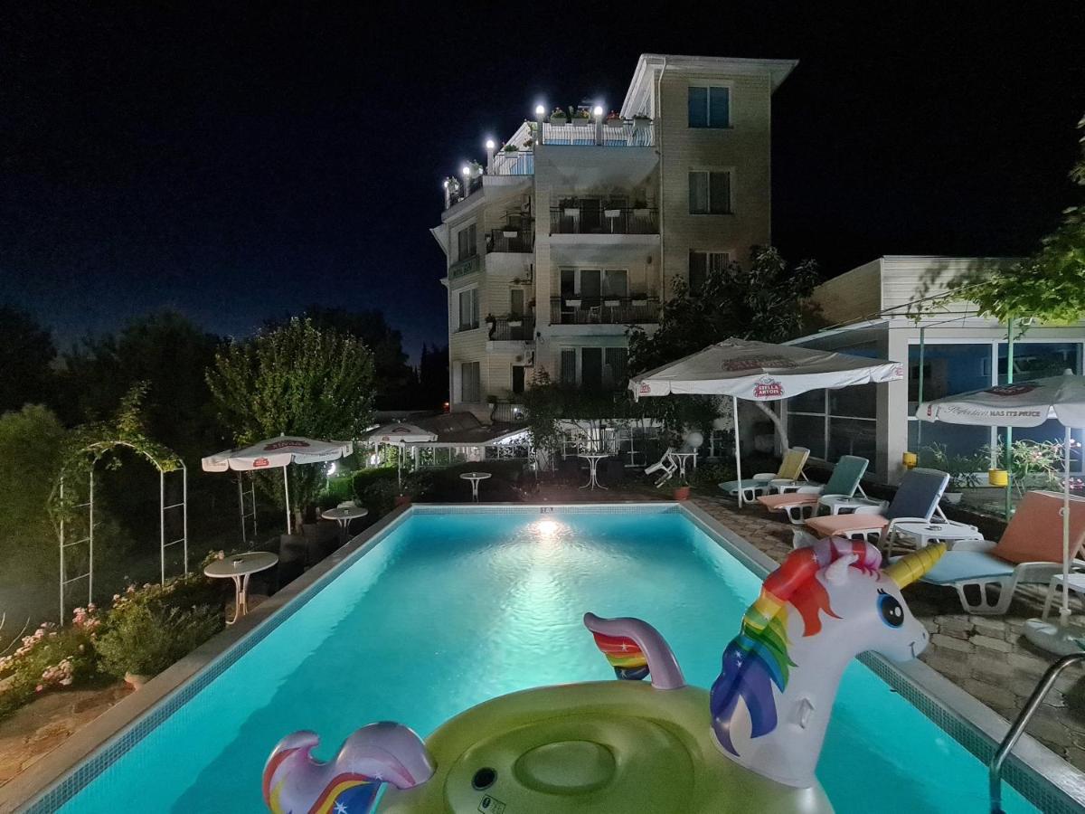 Hotel Rai Obrochishte Exterior photo