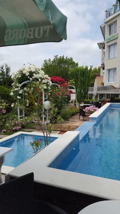 Hotel Rai Obrochishte Exterior photo